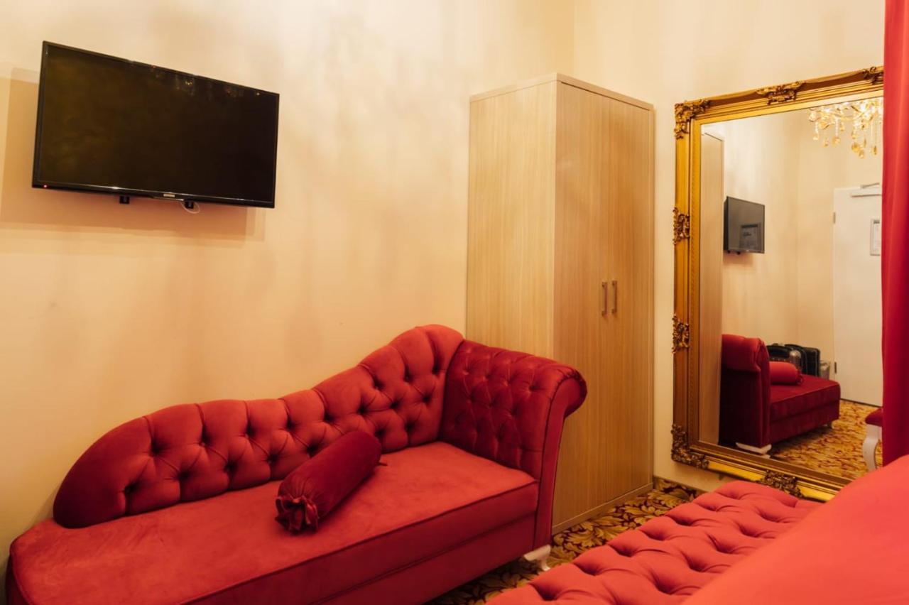 Hotel Hamburger Perle Bagian luar foto
