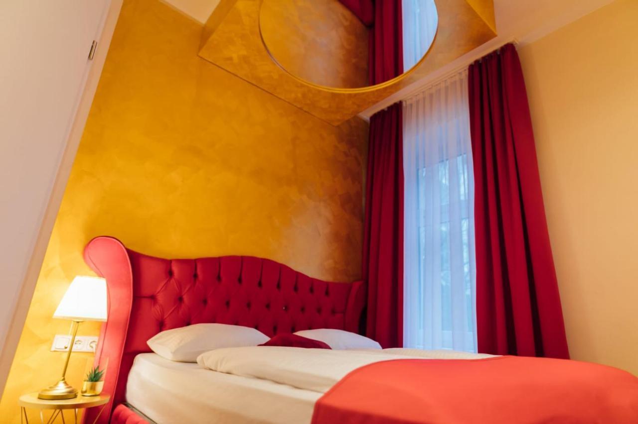 Hotel Hamburger Perle Bagian luar foto