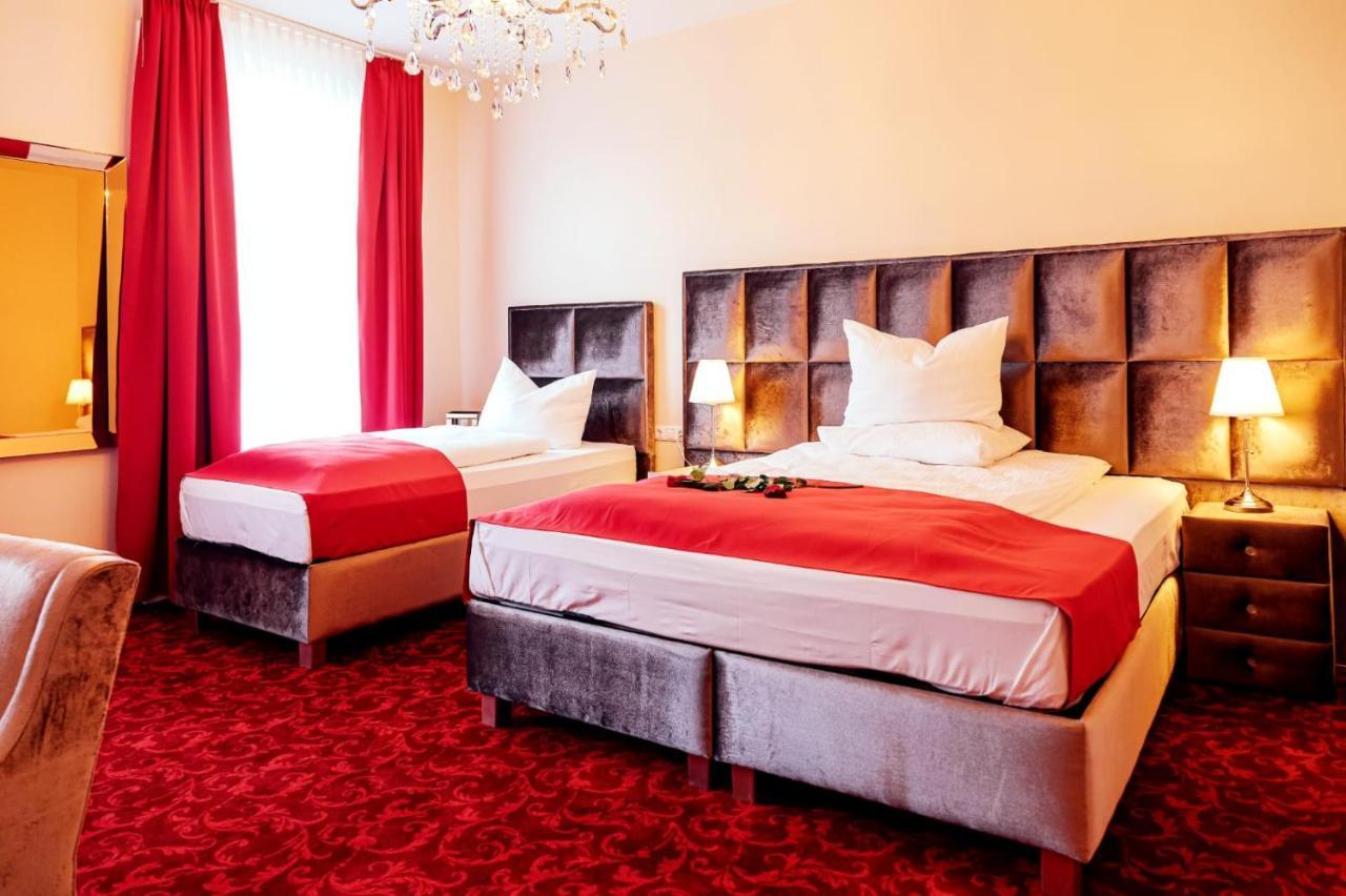 Hotel Hamburger Perle Bagian luar foto