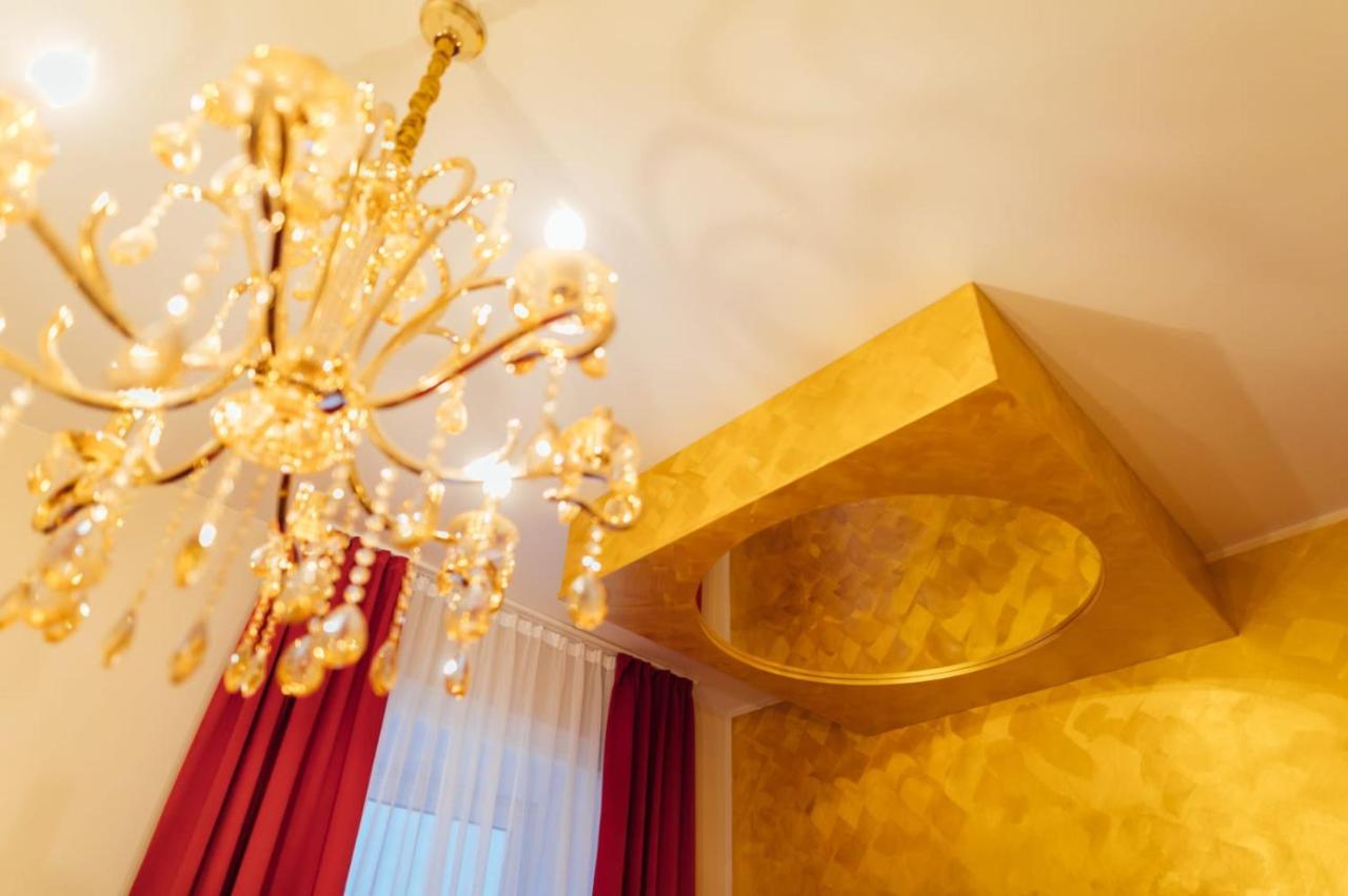 Hotel Hamburger Perle Bagian luar foto